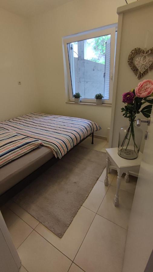 Apartments Ruzic Нивице Экстерьер фото